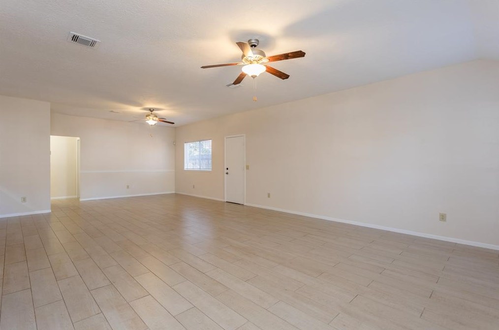 9206 Towerstone Dr, Spring TX  77379-4462 exterior