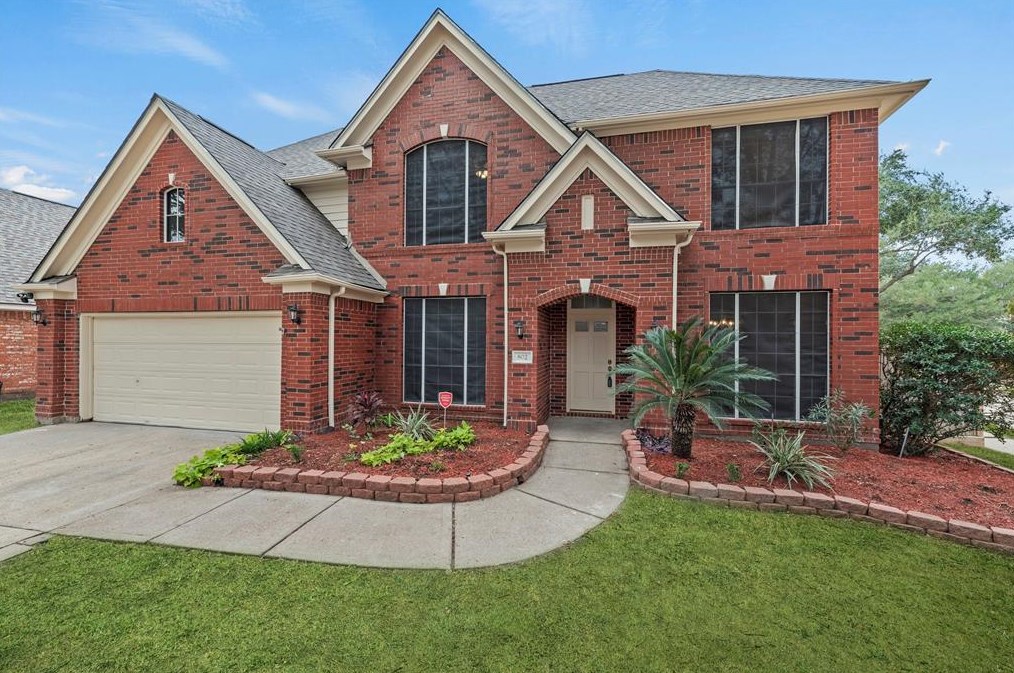 802 Legend Spring Dr, Katy TX  77494-3590 exterior