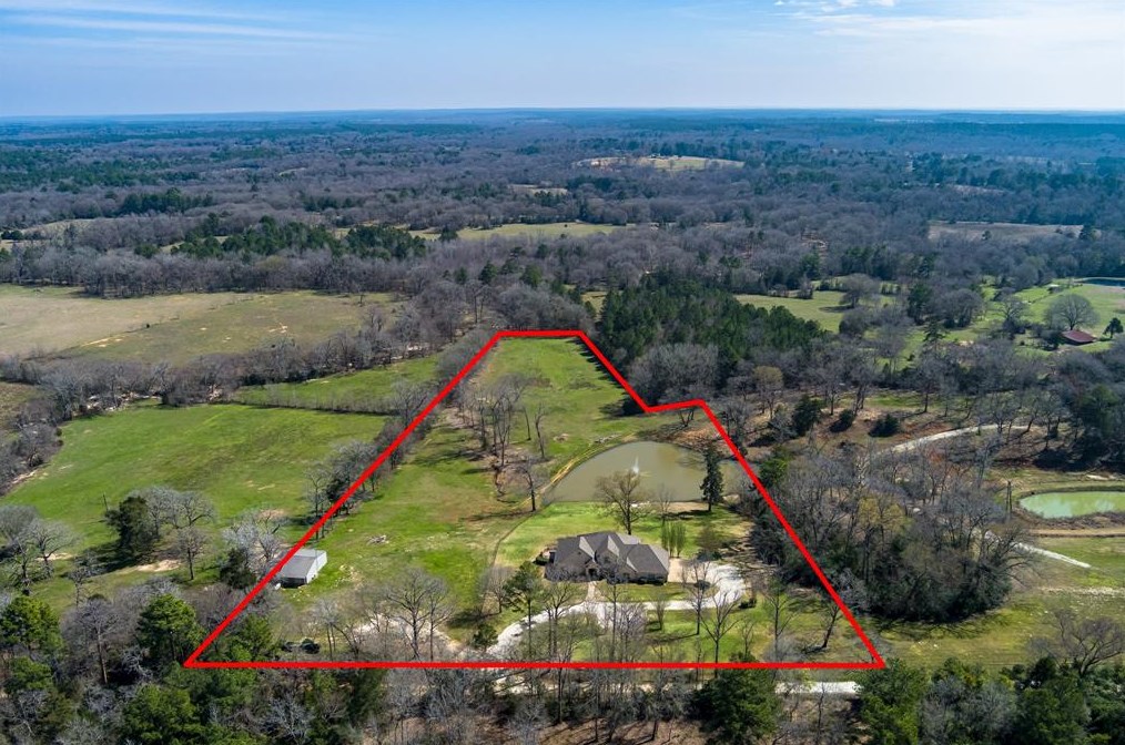 300 N County Road 1865, Denson Spring, TX 75844