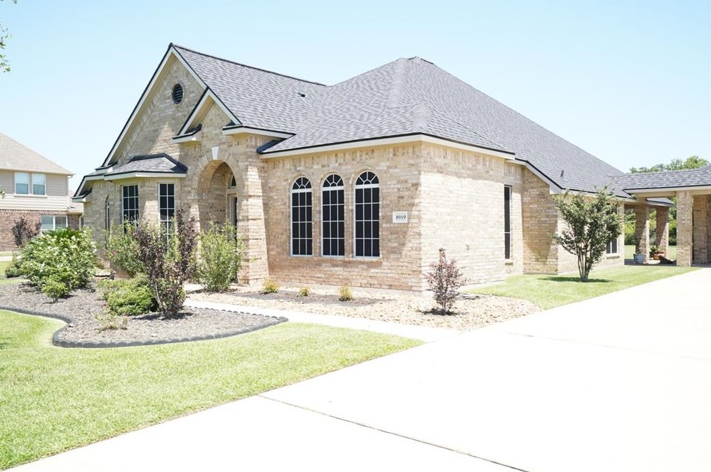 8919 Tumblewood Dr, Baytown, TX 77523-3462