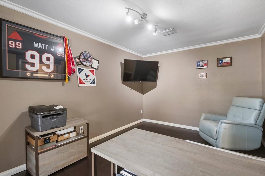 12715 Dakar Dr, Houston TX  77065-2405 exterior