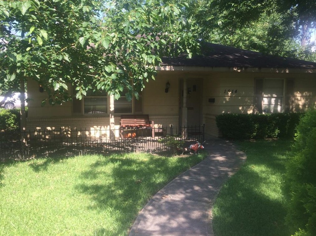 1514 Early Ln, Houston, TX 77055