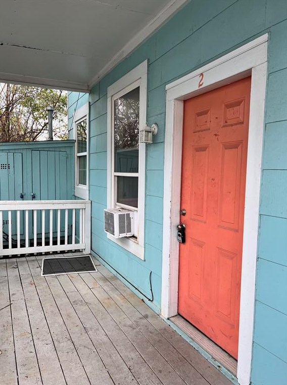 2512 39th St #2, Galveston, TX 77550