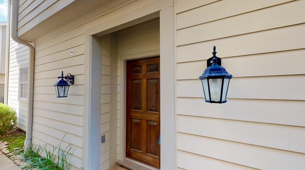 2941 Clinton Dr, Houston, TX 77020