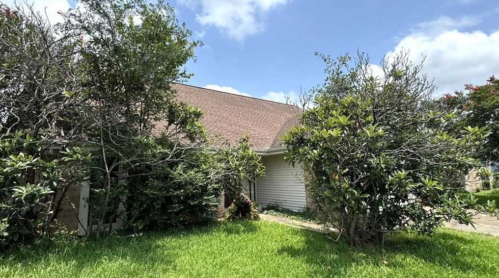 11107 Sageknight Dr, Houston, TX 77089-3607