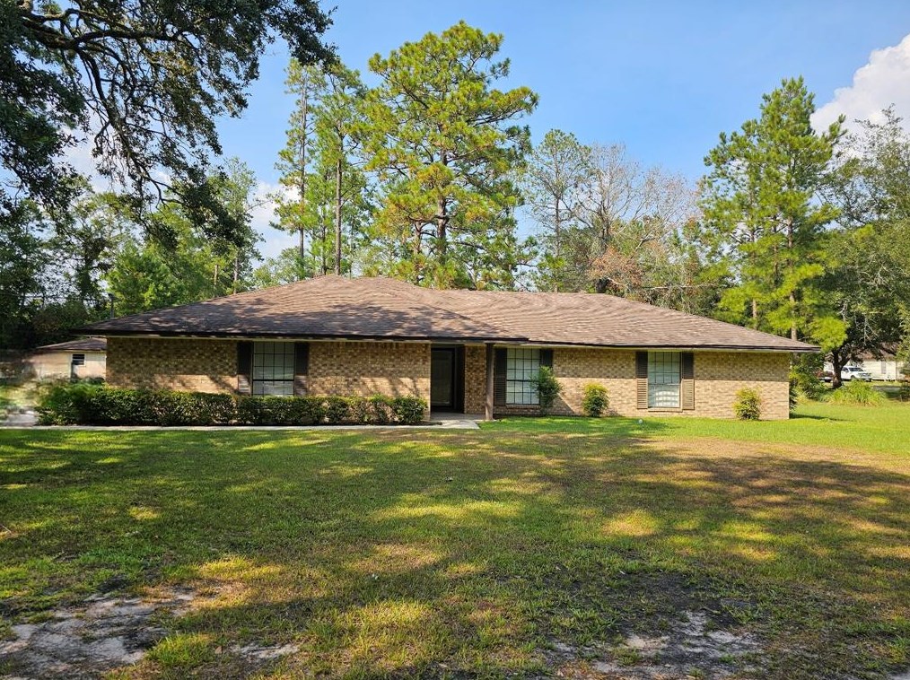 1550 Roosevelt Dr, Silsbee, TX 77656