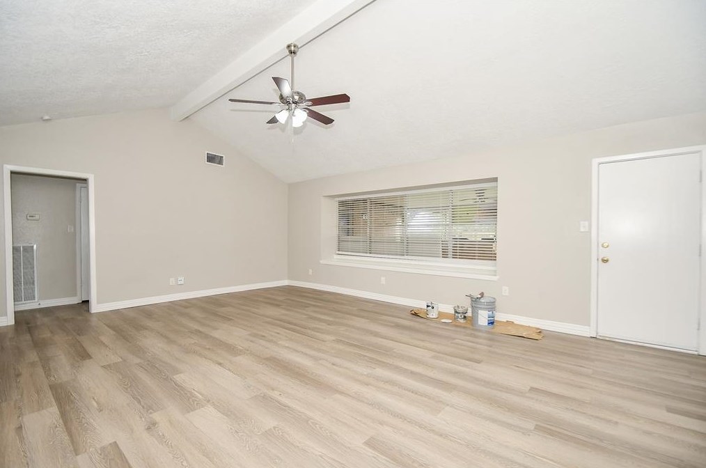 13611 Montaigne Dr, Houston TX  77065-2025 exterior