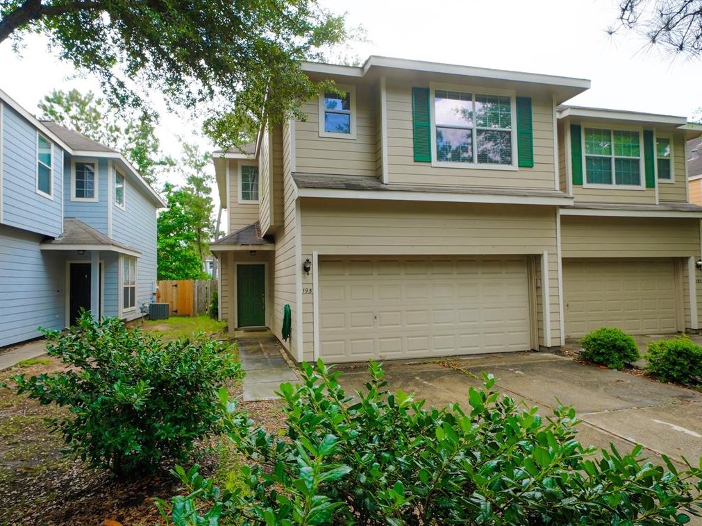 195 W Stedhill Loop, Conroe, TX 77384
