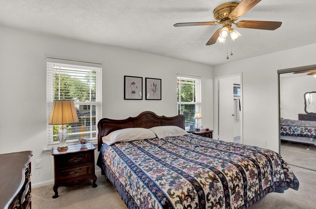 815 Lochnell Dr, Houston TX  77062-2610 exterior