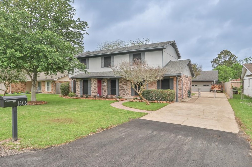 1606 2nd St, League City, TX 77573