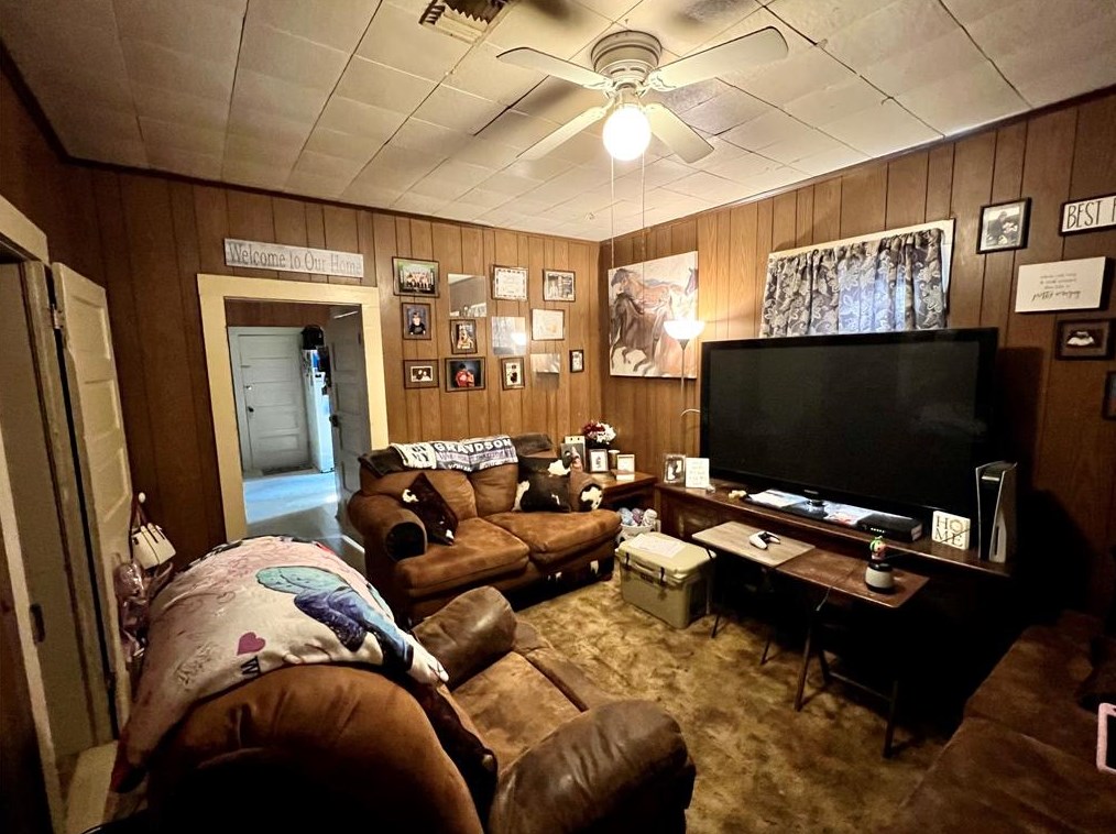 509 Sixth St, Brenham, TX 77833-4612