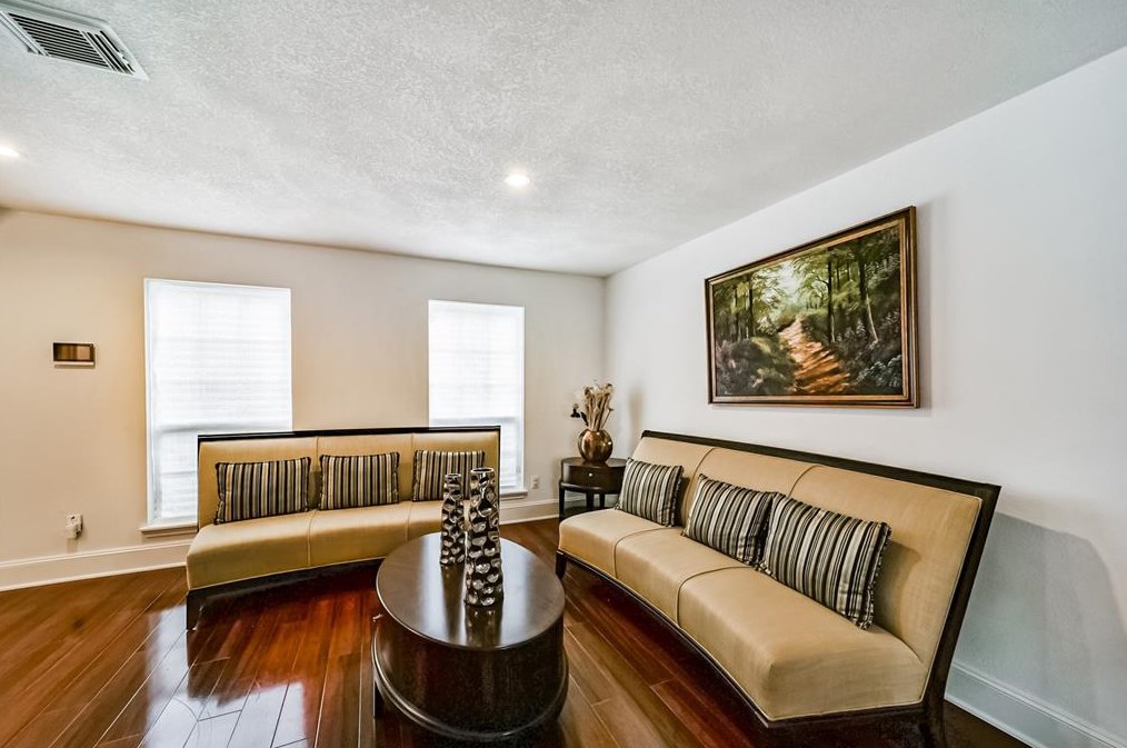 7411 Magnolia Shadows Ln, Houston TX  77095-4000 exterior