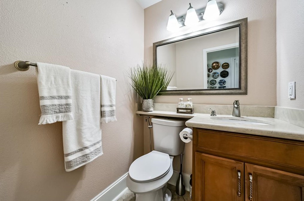 7411 Magnolia Shadows Ln, Houston TX  77095-4000 exterior