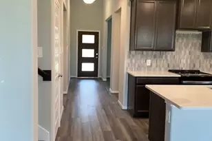 1334 Eagle Pass Dr, Rosharon, TX 77583 - Photo 4