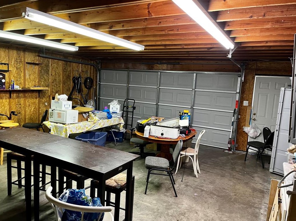 7704 Helmers St, Houston TX  77022-3742 exterior