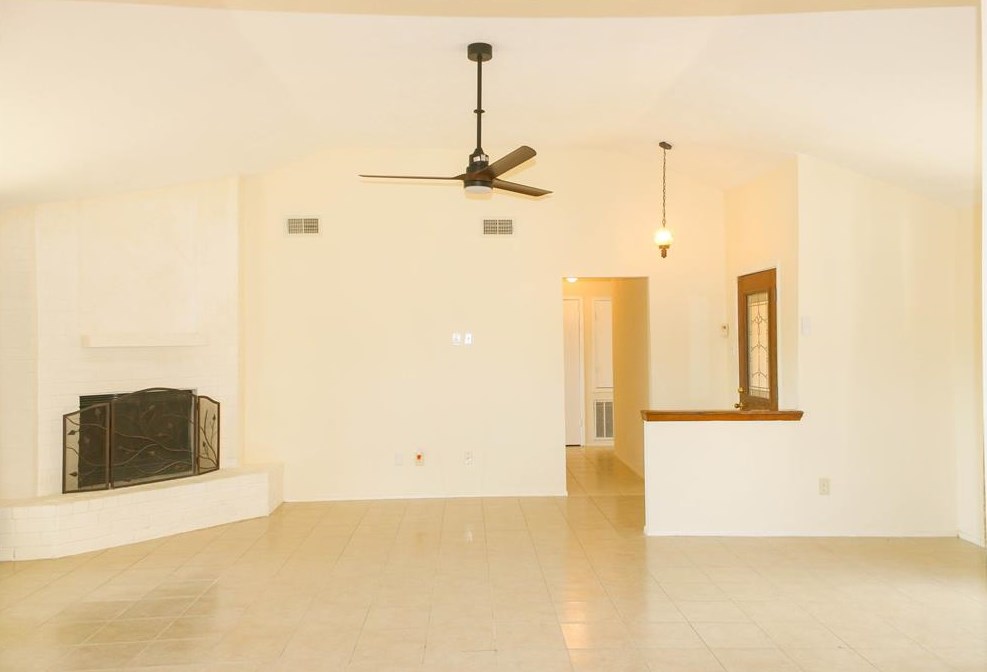 15810 Manfield Dr, Houston, TX 77082-2927