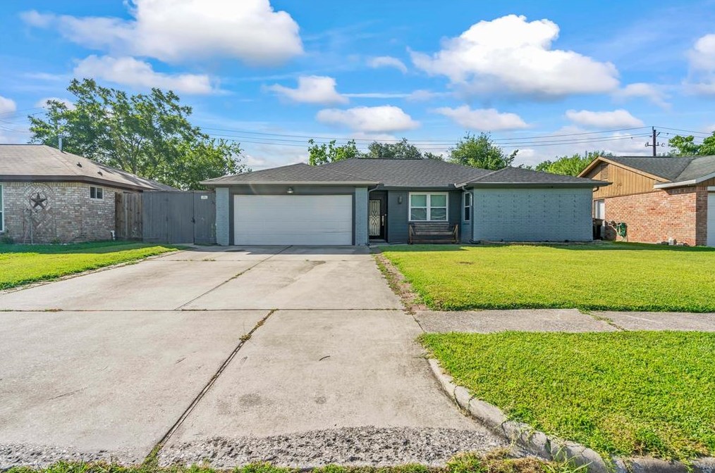 11035 Sageleaf Ln, Houston TX 77089-3913 exterior