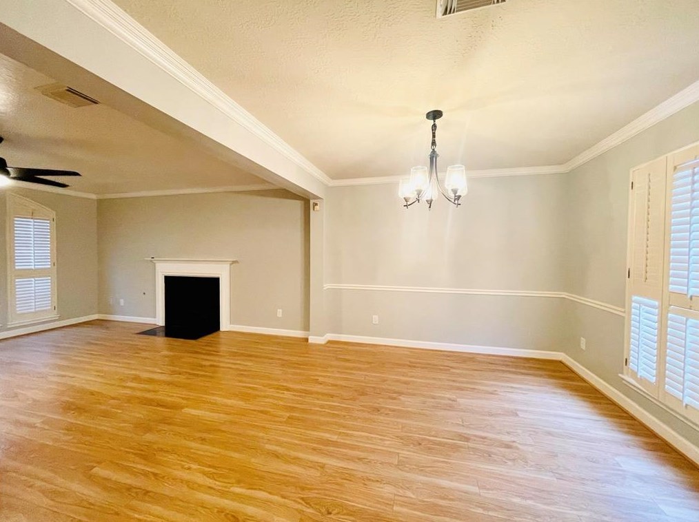 218 Birch Hill Dr, Sugar Land TX  77479-5016 exterior