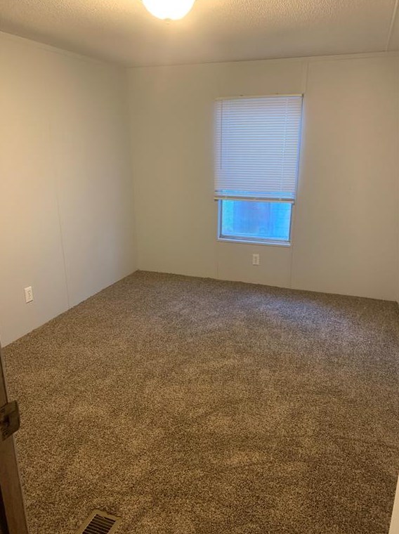 801 S Morgan St, Angleton, TX 77515