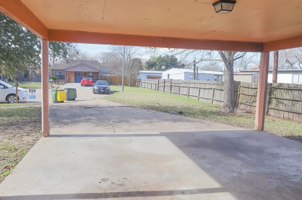 2201 Bunker Hill Ct, Pearland, TX 77581