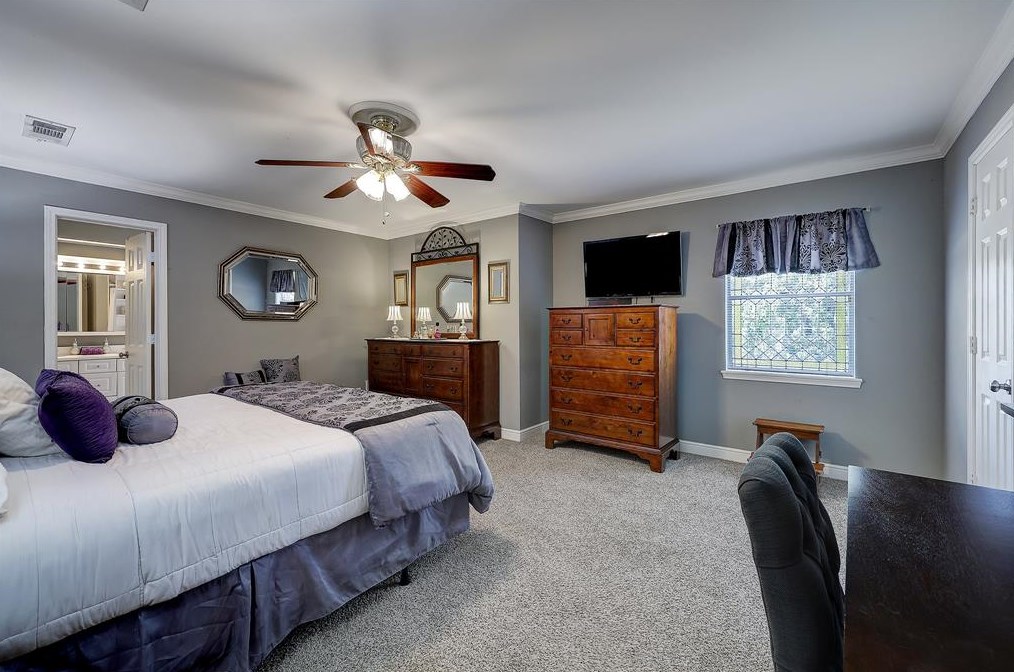 4706 Byu Vis Dr, Houston TX  77091-4504 exterior