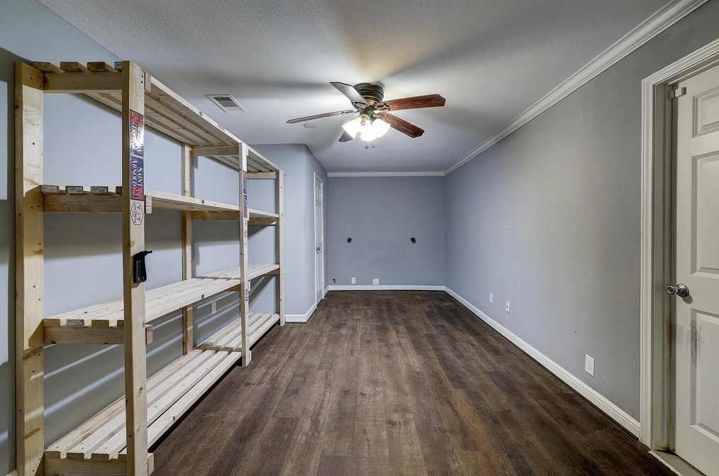 4706 Byu Vis Dr, Houston TX  77091-4504 exterior