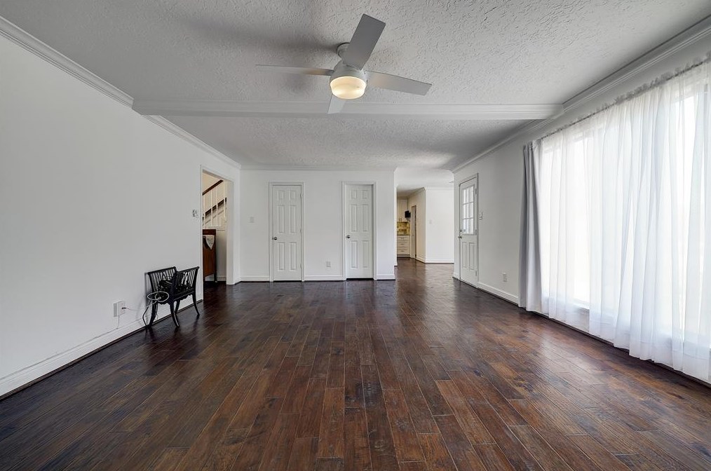 4706 Byu Vis Dr, Houston TX  77091-4504 exterior