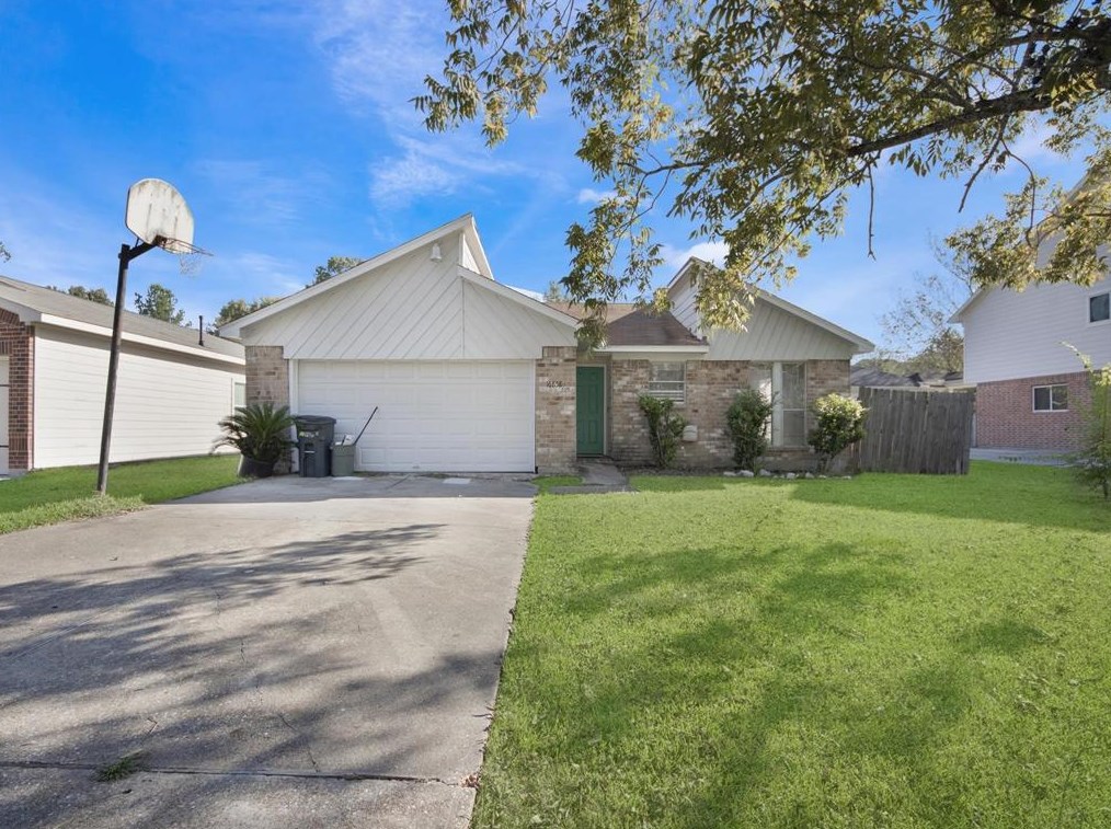 16858 Marlin Spike Way, Crosby, TX 77532-4541