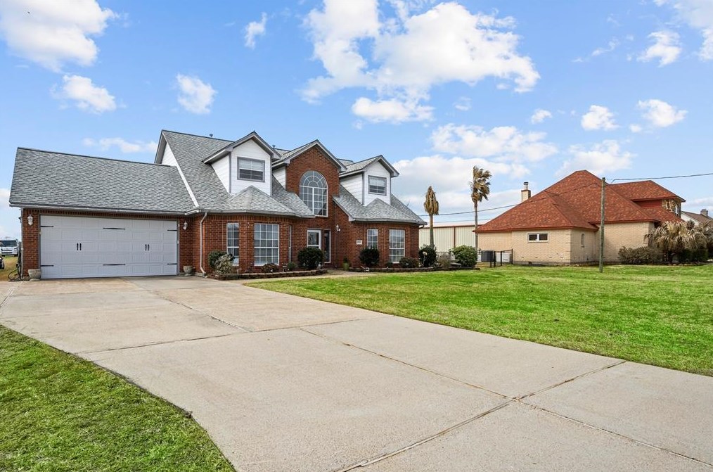 4214 Seneca Dr, Baytown, TX 77523-8352