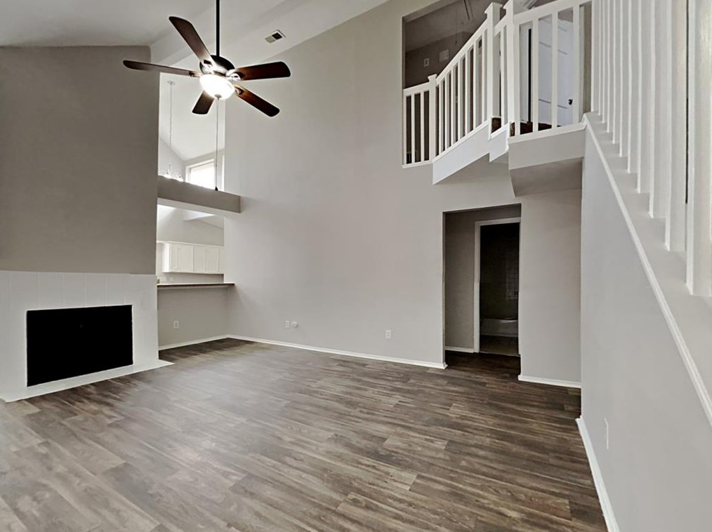 16327 Petaluma Dr, Houston, TX 77053