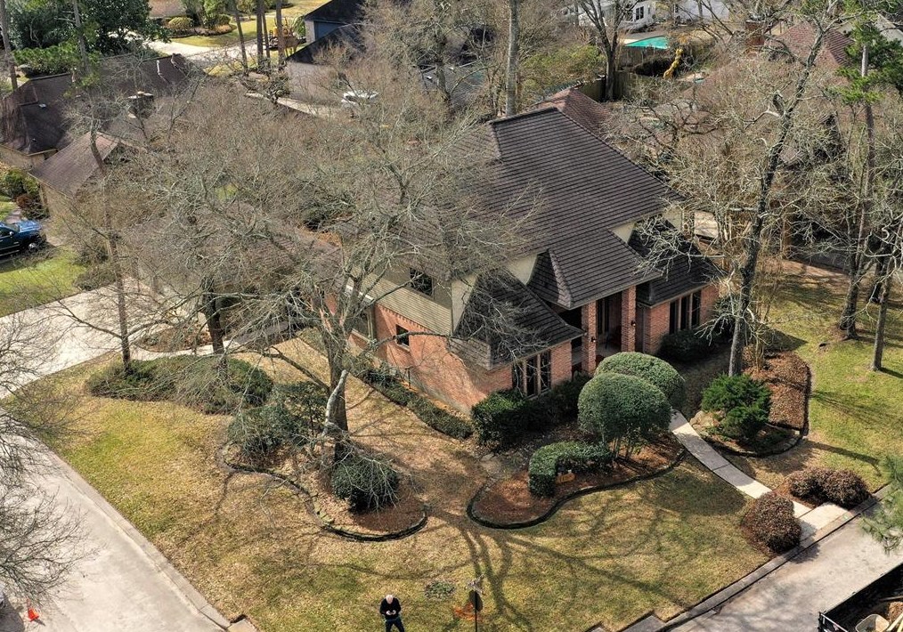 11 Mellow Leaf Ct, Spring, TX 77381-2645
