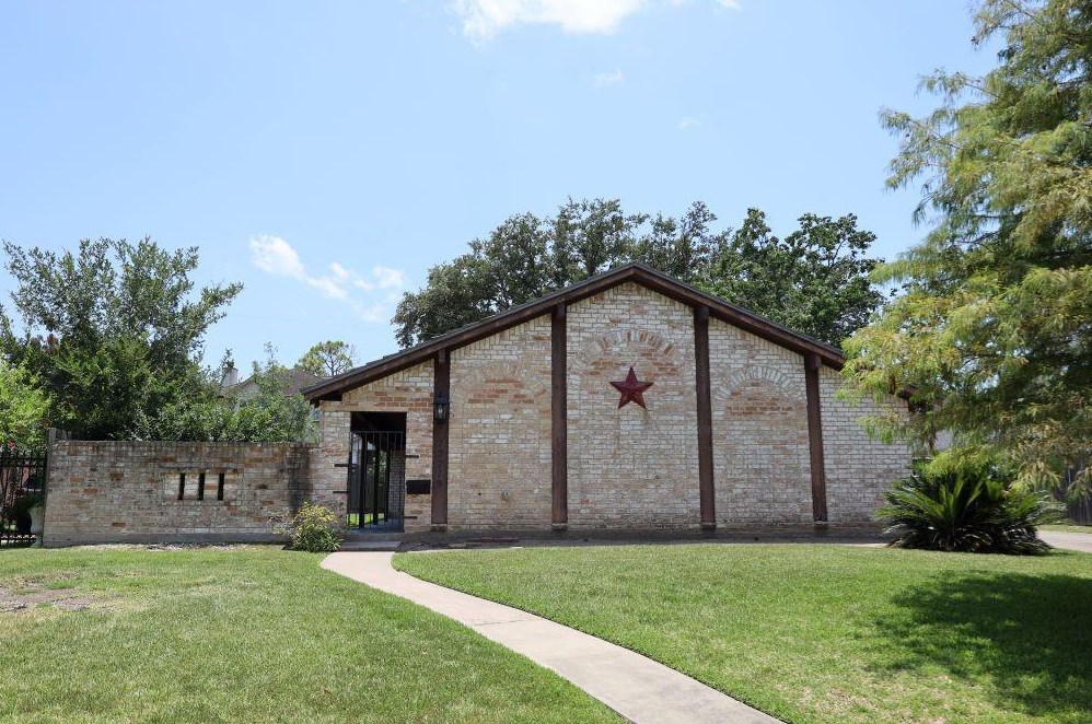 12719 Rocky Meadow Dr, Houston, TX 77024