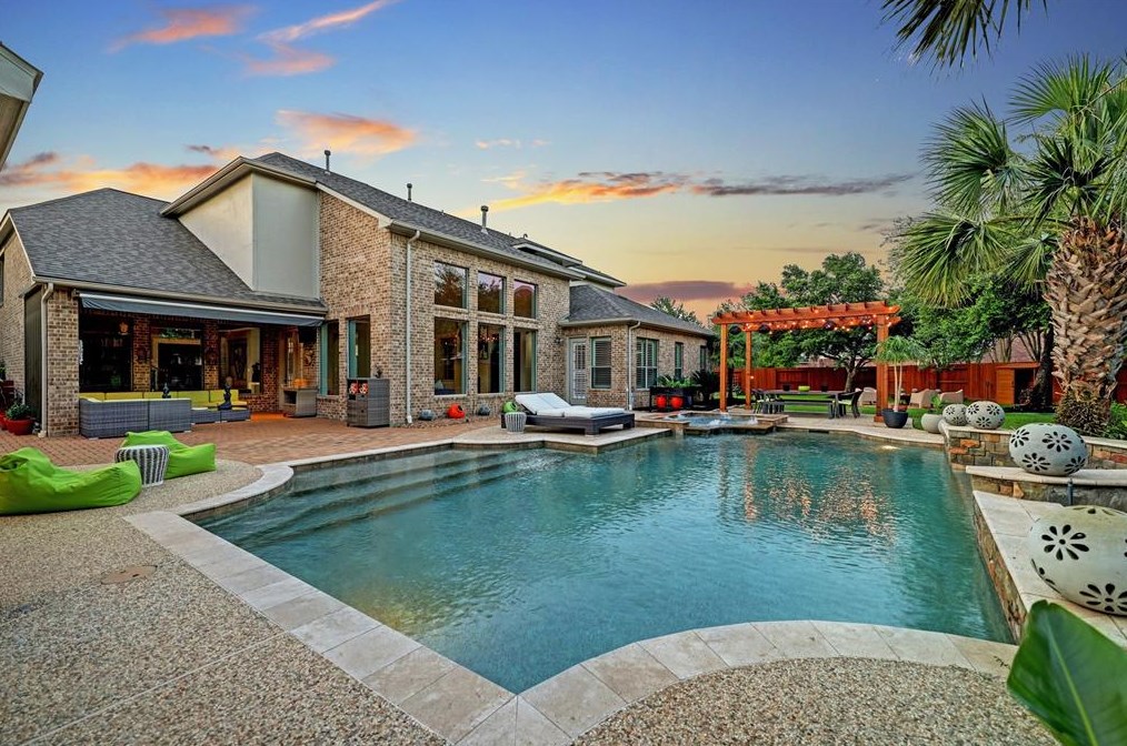 12203 Rio Ridge Ln, Houston, TX 77041-6064