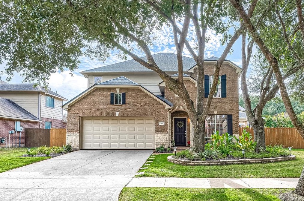 2931 Five Oaks Dr, Missouri City, TX 77459