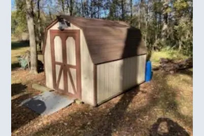 636 Center Street, Cleveland, TX 77327 - Photo 8