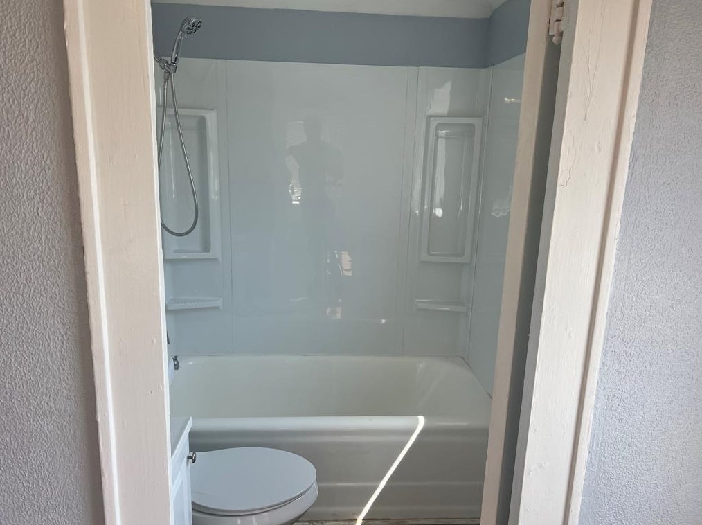 2501 Dunlavy St, Houston, TX 77006-2405