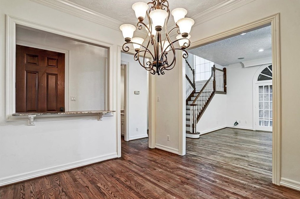 1742 Norfolk St, Houston, TX 77098-4408