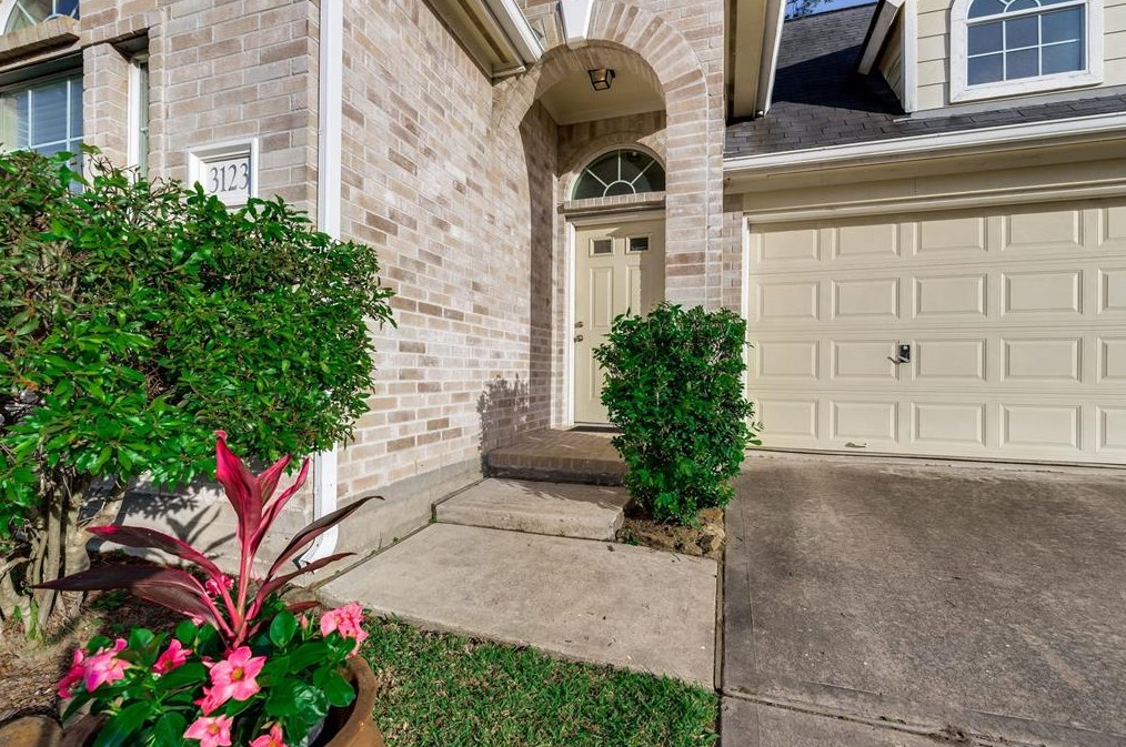 3123 Lavender Candle Dr, Spring TX  77388-5526 exterior