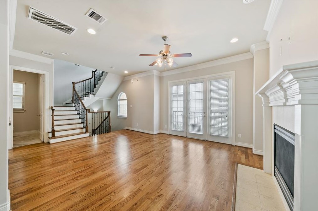 2818 Sherwin St, Houston TX  77007-1076 exterior