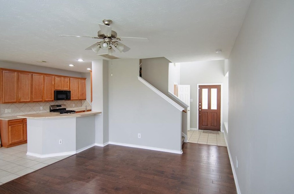 11527 Jacinth Ct, Houston, TX 77066