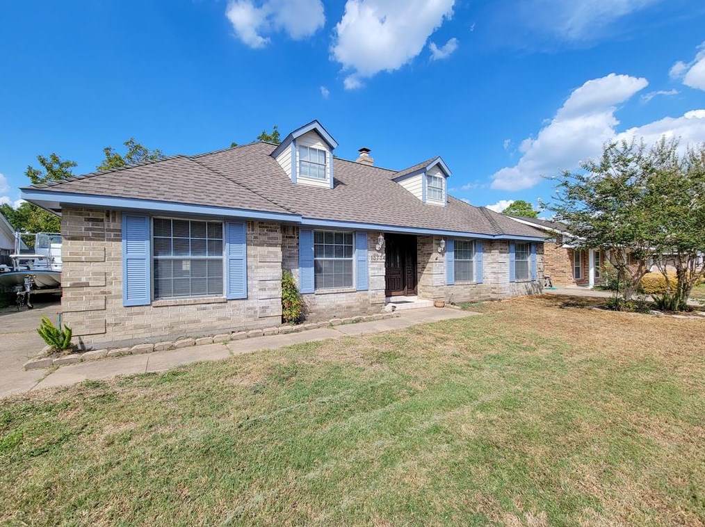 13734 Overbrook Ln, Houston, TX 77077-5421
