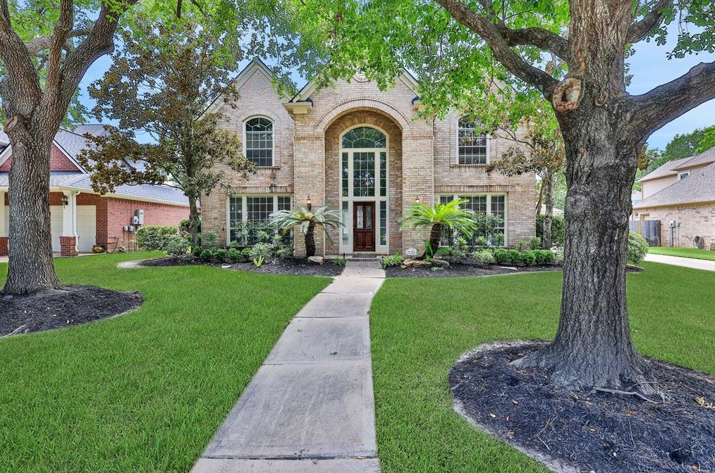 22215 Lake Village Dr, Katy, TX 77450-7635