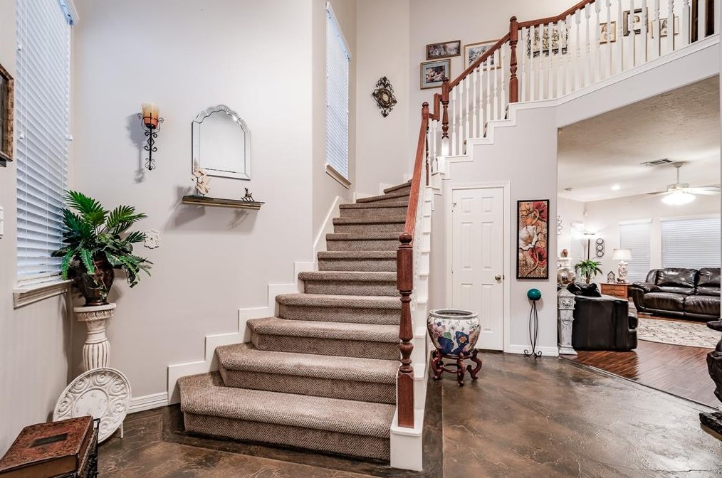 4711 Cashel Castle Dr, Houston TX  77069-3532 exterior