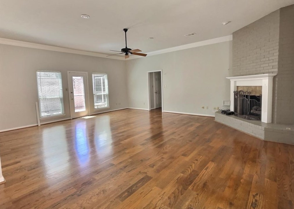 1206 Forest Home Dr, Houston TX  77077-1403 exterior