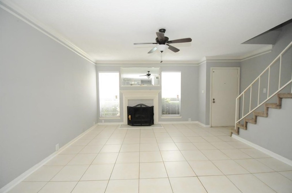 6201 Beverlyhill St Apt 19, Houston, TX 77057
