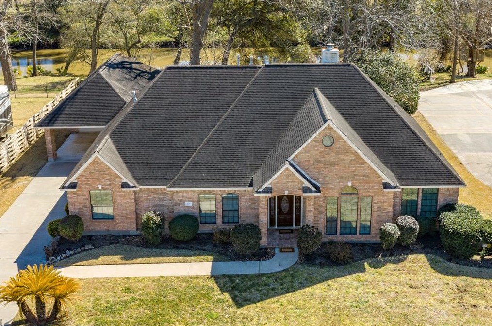 120 Pearl Dr, Richwood, TX 77566-3164