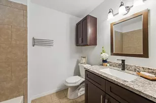 8020 Braesmain Dr, Houston, TX 77025 - Photo 10