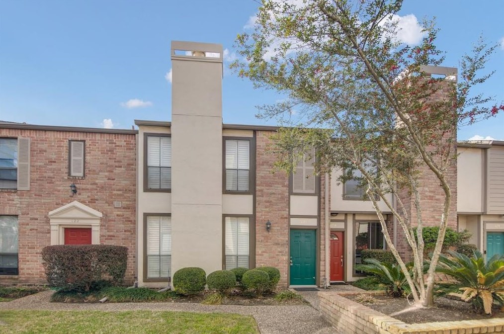 1201 Mcduffie St Apt 121, Houston, TX 77019