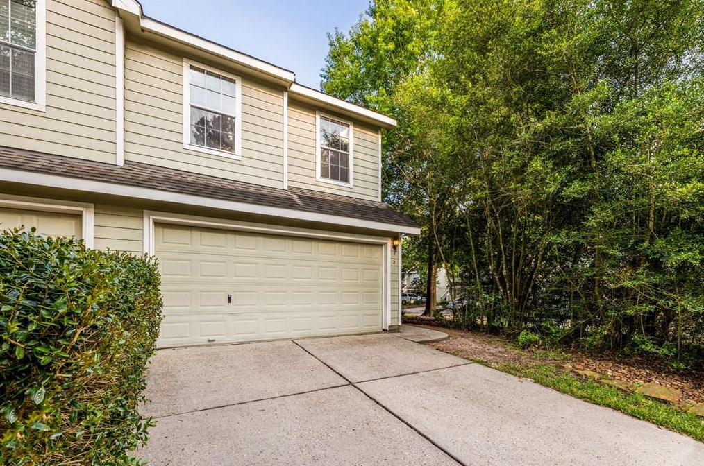2 Timberstar St, Spring, TX 77382