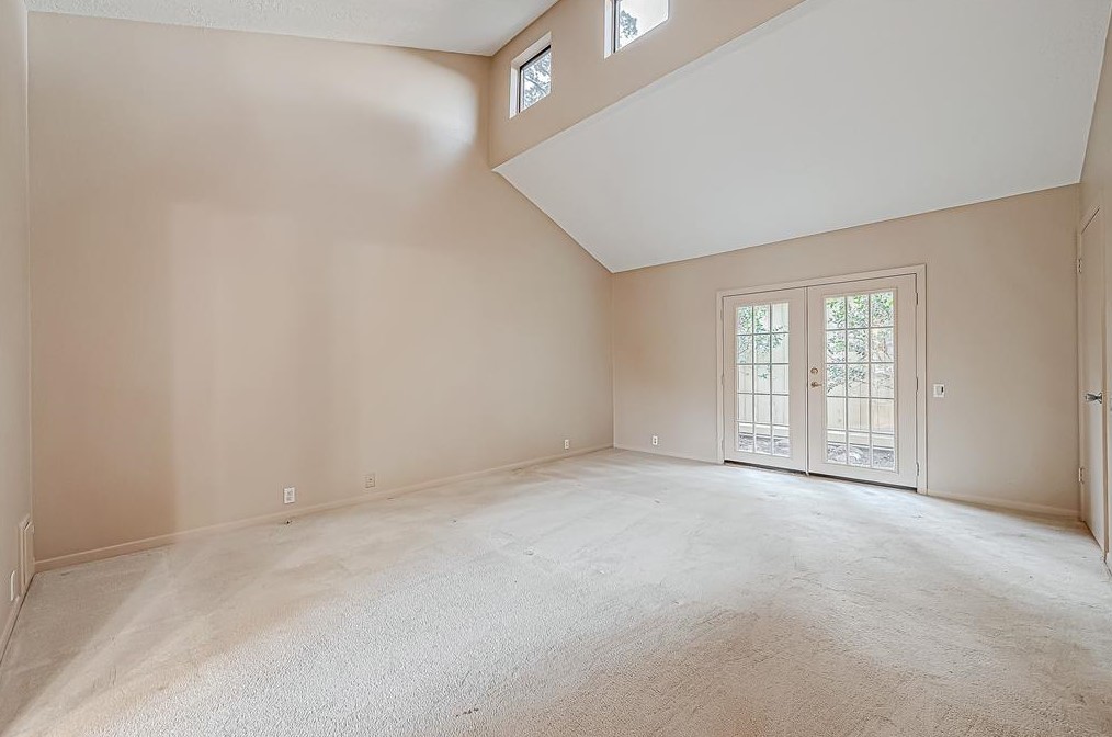 114 Quiet Wind Dr, Montgomery TX 77356-5949 exterior